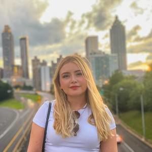 Meet your Posher, Monica